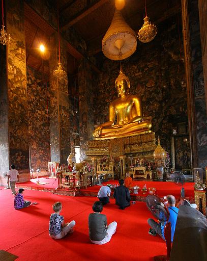 0052 Wat Surhat.jpg